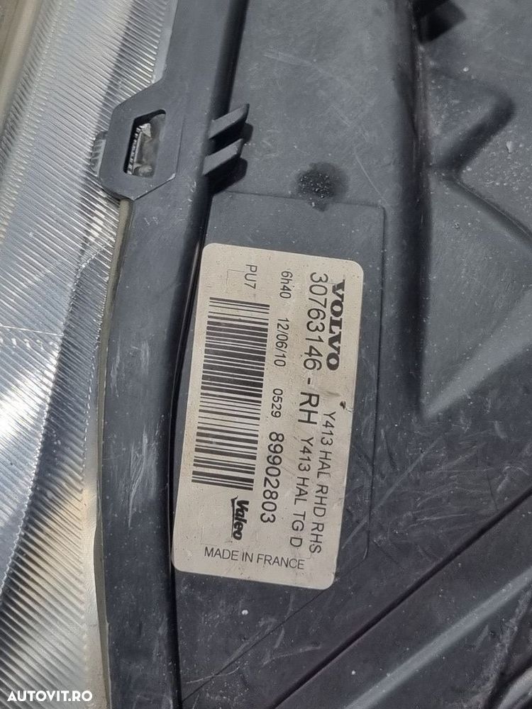 Far Dreapta Volvo XC60 2008 - 2013 SUV 4 Usi (1105) Fara xenon - 3