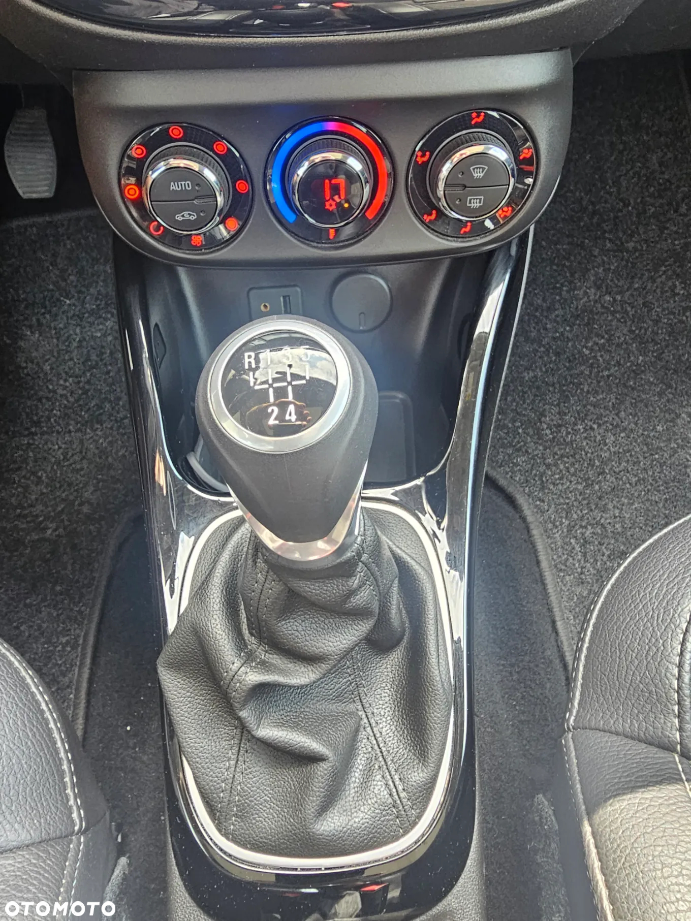 Opel Adam 1.4 Black Jack S&S - 14