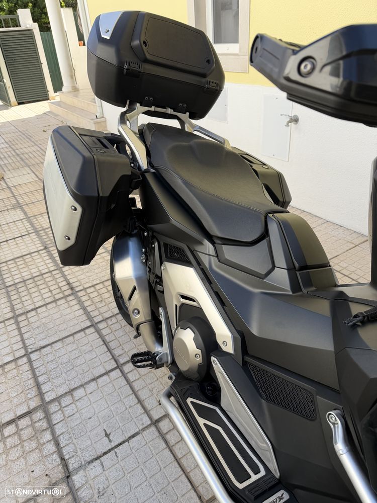 Honda ADV XDV750 - 14