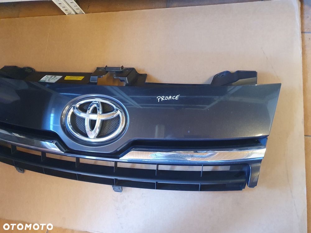 GRILL ATRAPA TOYOTA PROACE - 3