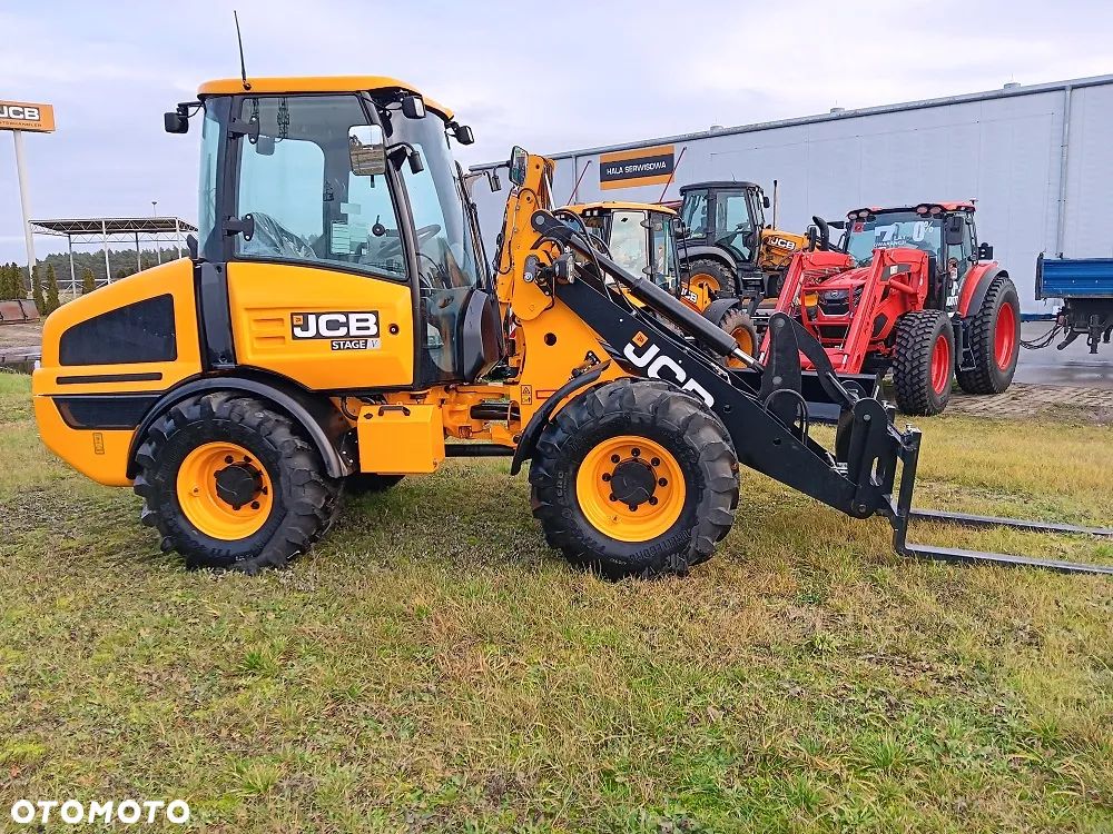JCB 407 - 7
