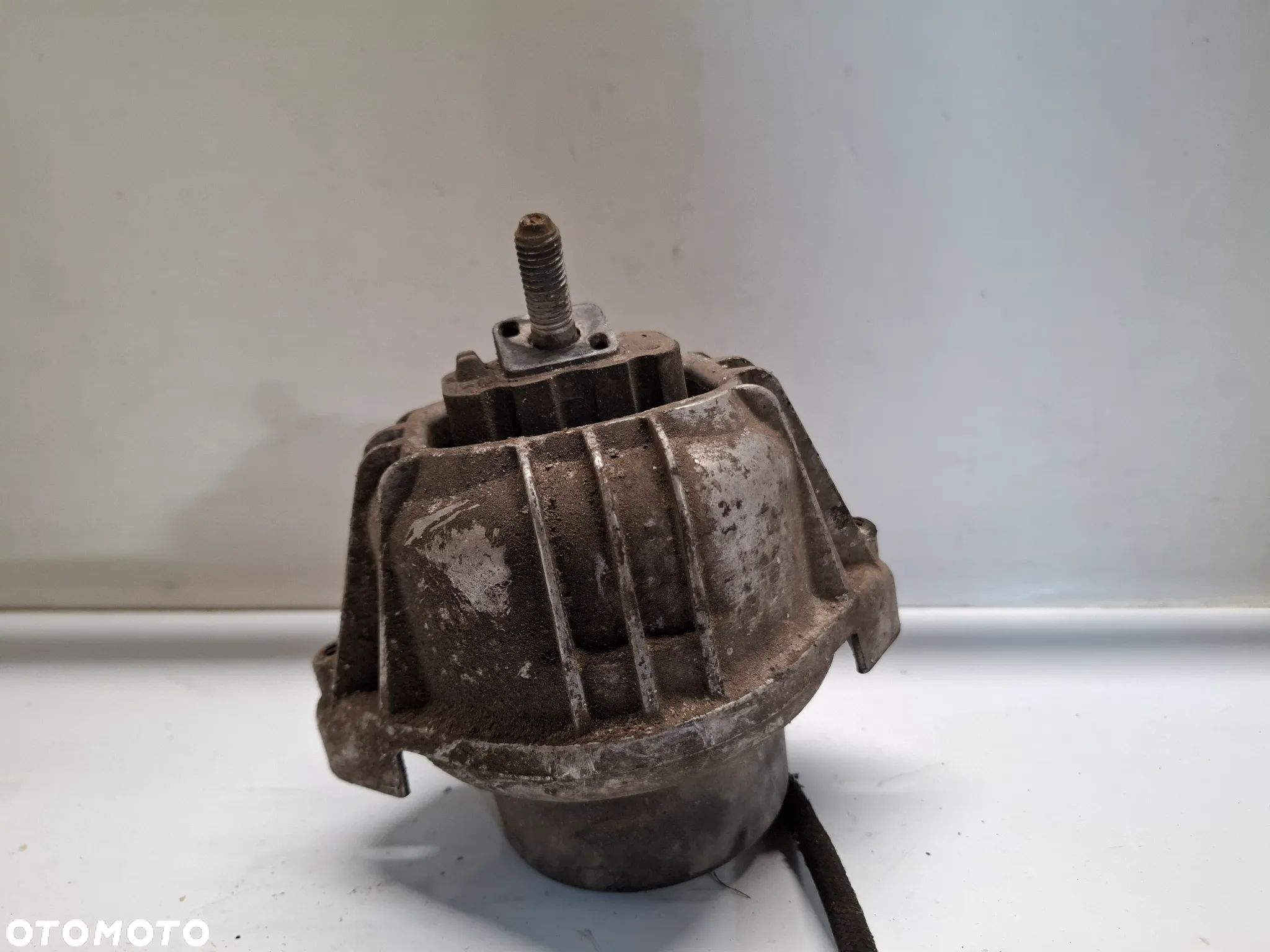 PODUSZKA SILNIKA BMW E87 E81 E90 E91 E92 E93 BENZYNA DIESEL SLASK WYSYLKA - 1