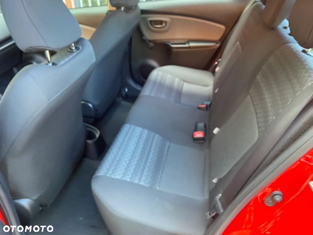 Toyota Yaris 1.33 Active EU6 - 8