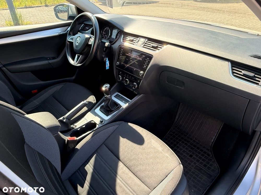 Skoda Octavia 1.6 TDI SCR Ambition - 24