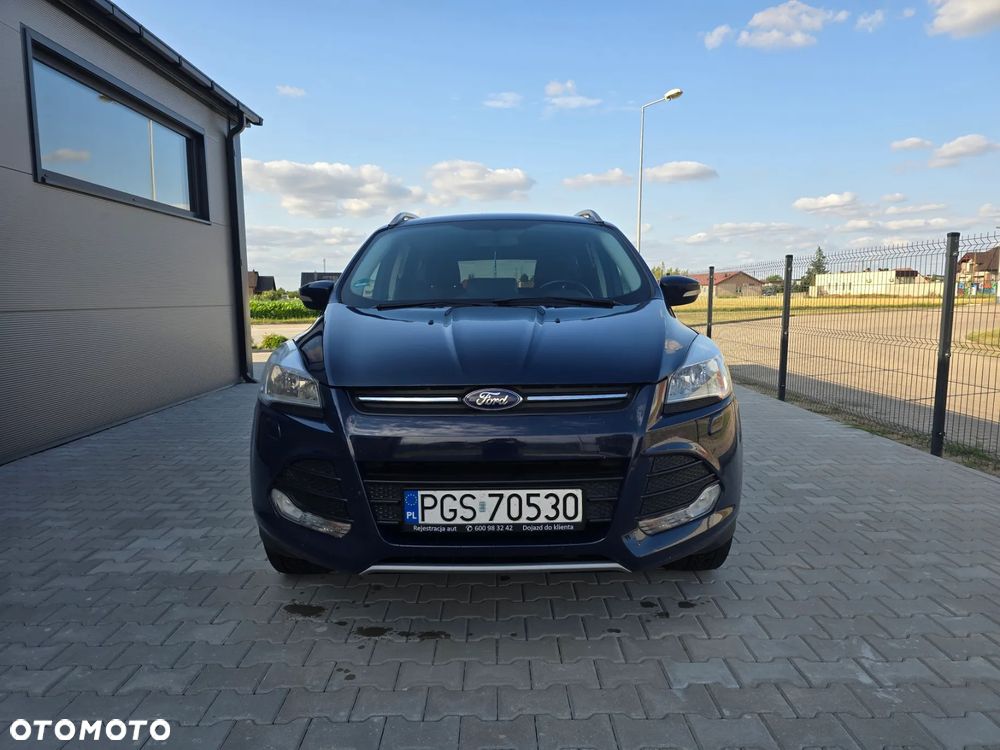 Ford Kuga 1.5 EcoBoost 2x4 Titanium - 3