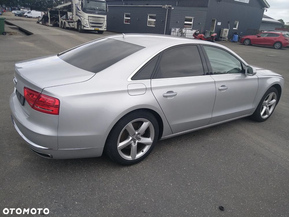 Audi A8 3.0 TDI DPF quattro tiptronic Langversion - 37