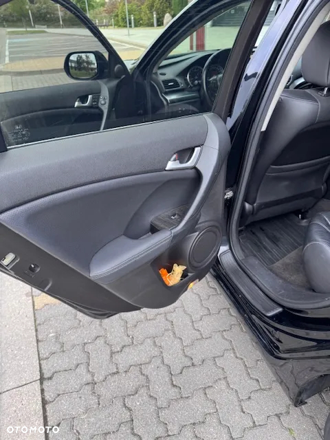 Honda Accord 2.0 Executive Navi - 15
