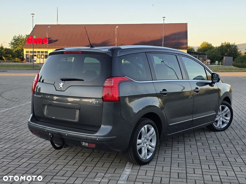 Peugeot 5008 1.6 HDi Family 7os - 2