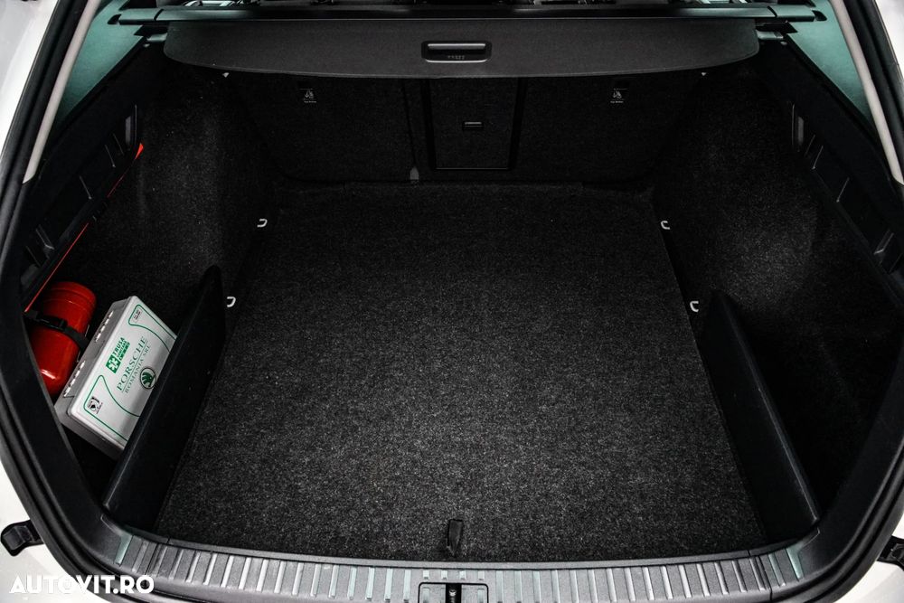 Skoda Octavia Combi 1.5 TSI DSG Mild Hybrid Style - 25