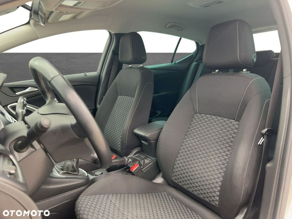 Opel Astra 1.5 CDTI S&S - 16
