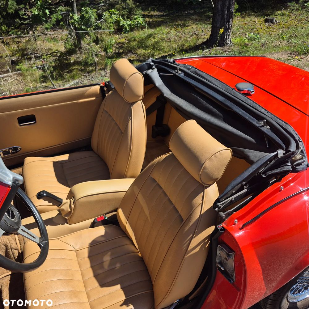 Triumph Spitfire - 3