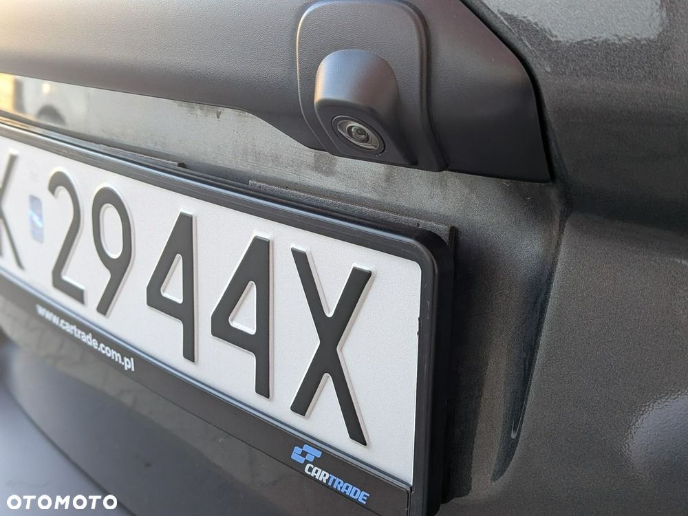 Ford Transit Connect - 19