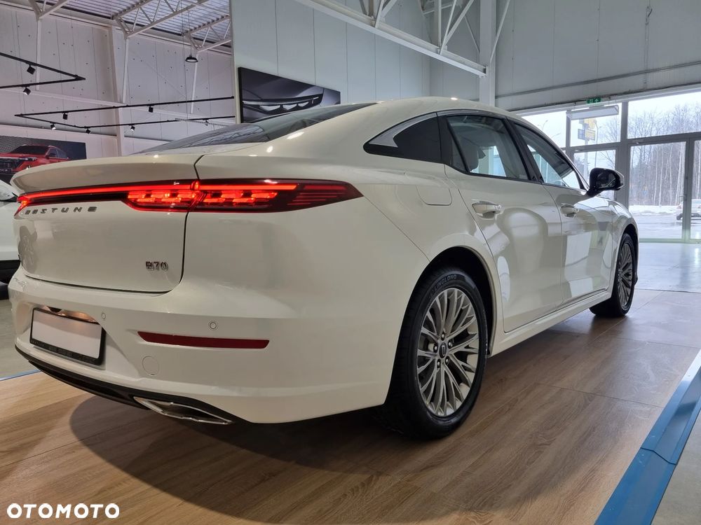 Bestune B70 - 6