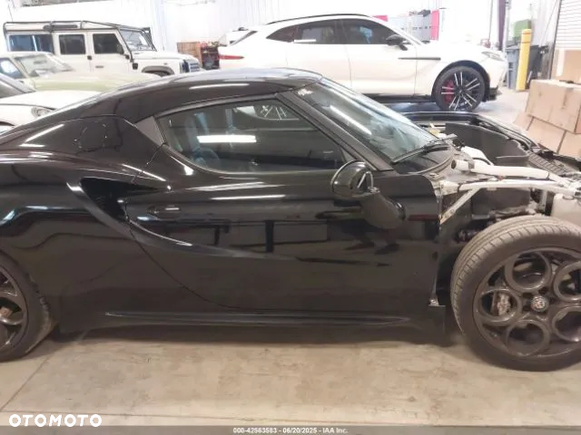 Alfa Romeo 4C 1750 TBi TCT - 12
