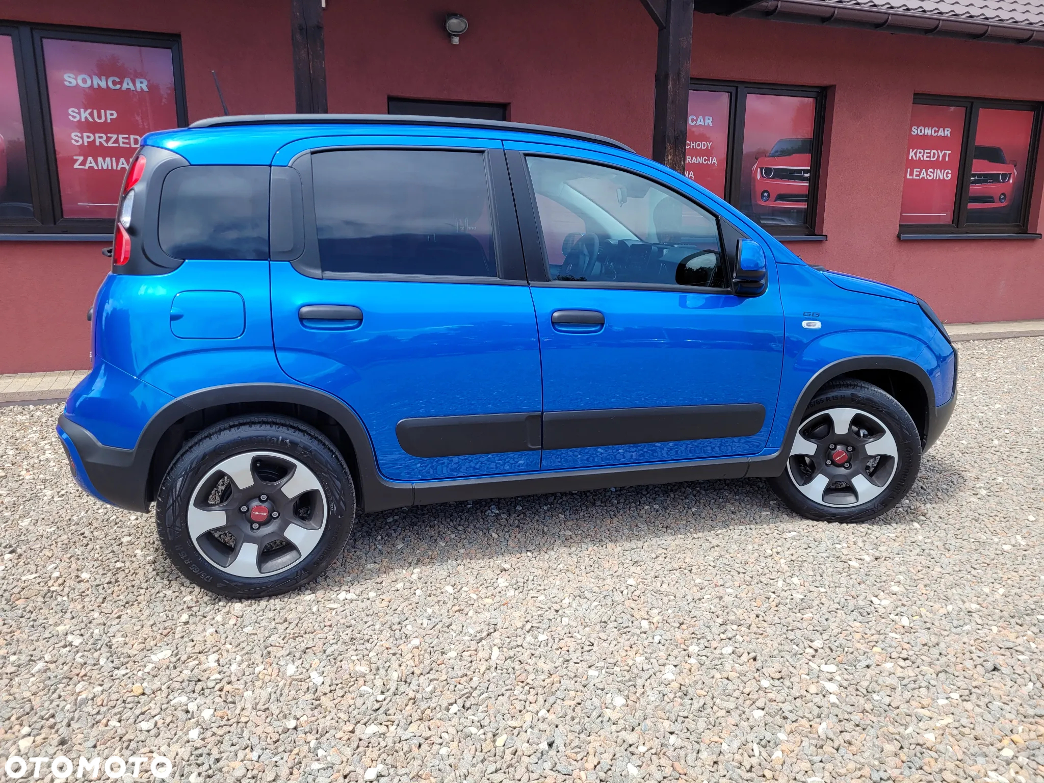 Fiat Panda 1.0 Hybrid Cross - 4