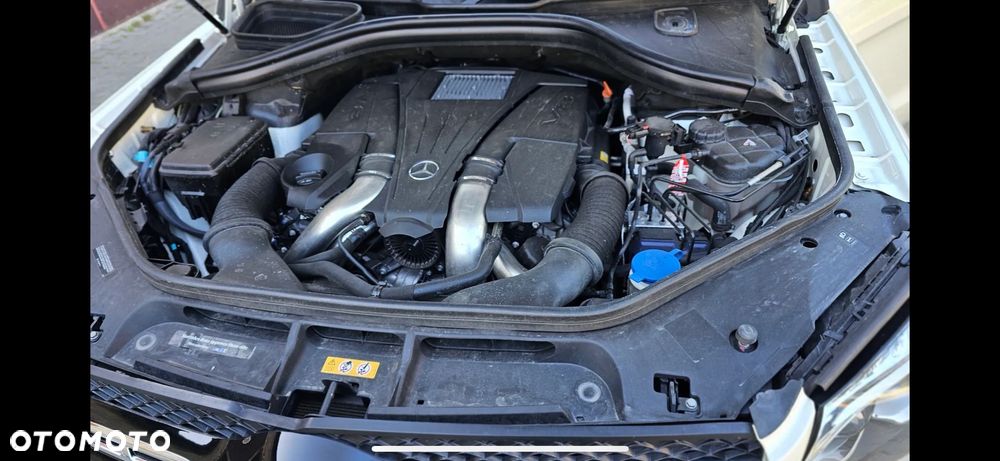 Mercedes-Benz GLS 500 4Matic 9G-TRONIC AMG Line - 15