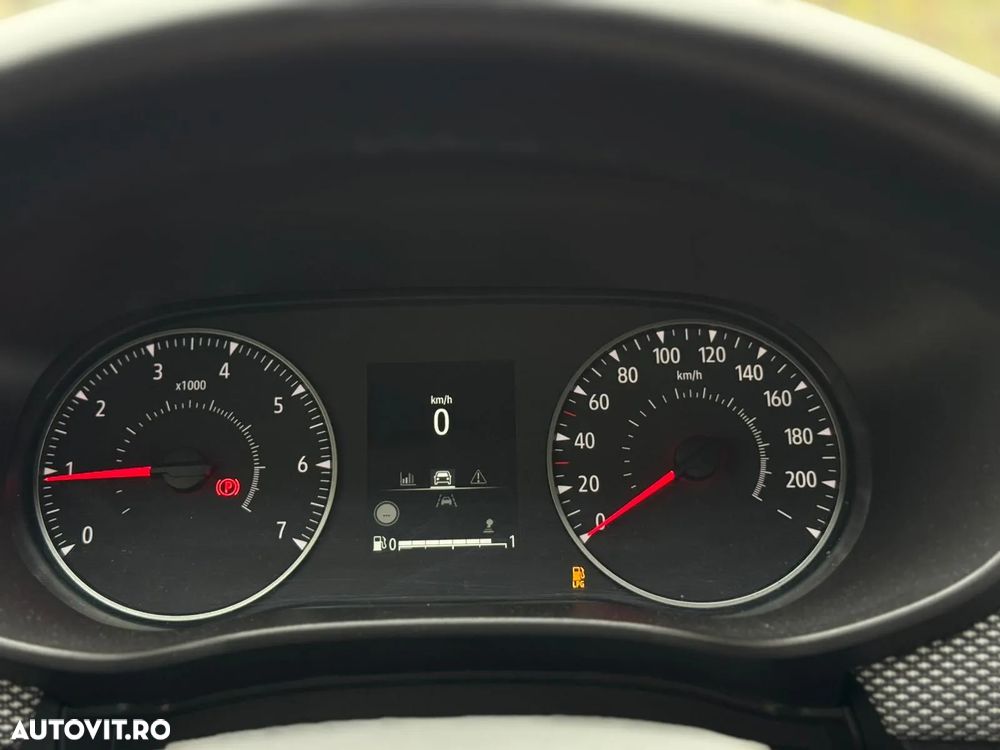 Dacia Logan TCe 90 MT6 Expression - 11