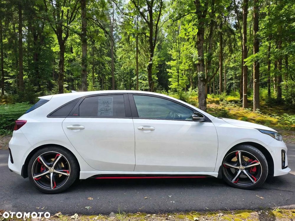 Kia Ceed 1.6 T-GDI GT DCT - 4