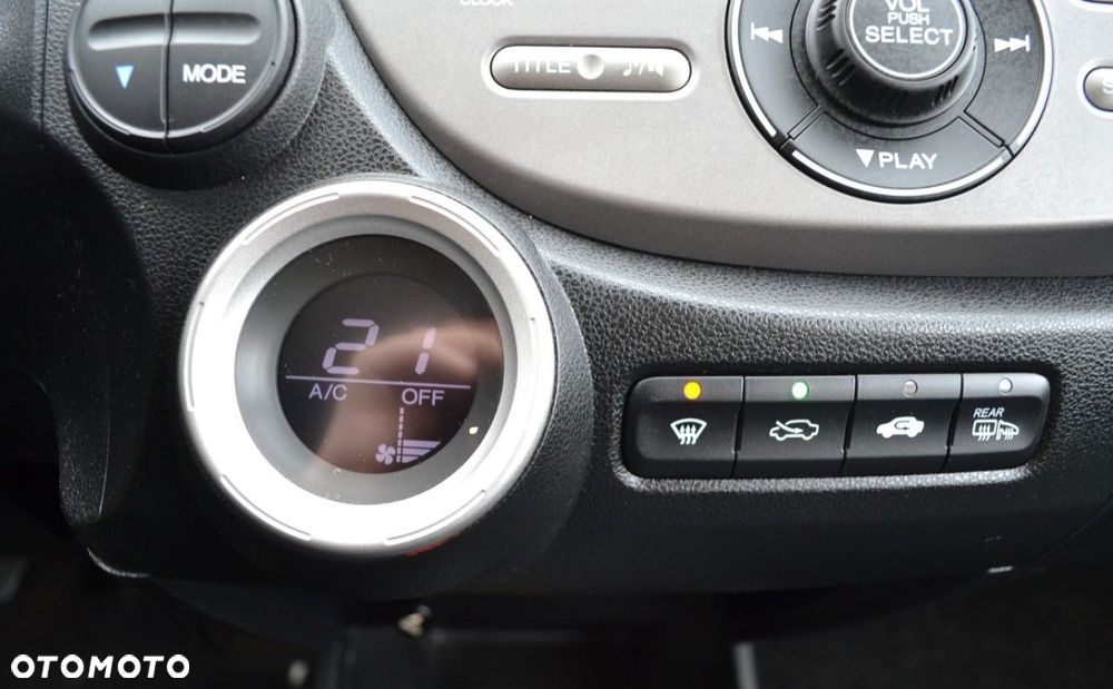 Honda Jazz 1.4 i-VTEC Comfort Plus - 23