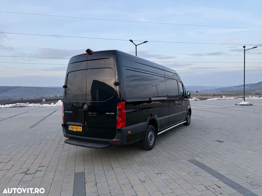 Mercedes-Benz Sprinter maxi - 2