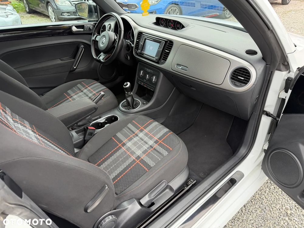Volkswagen Beetle 2015