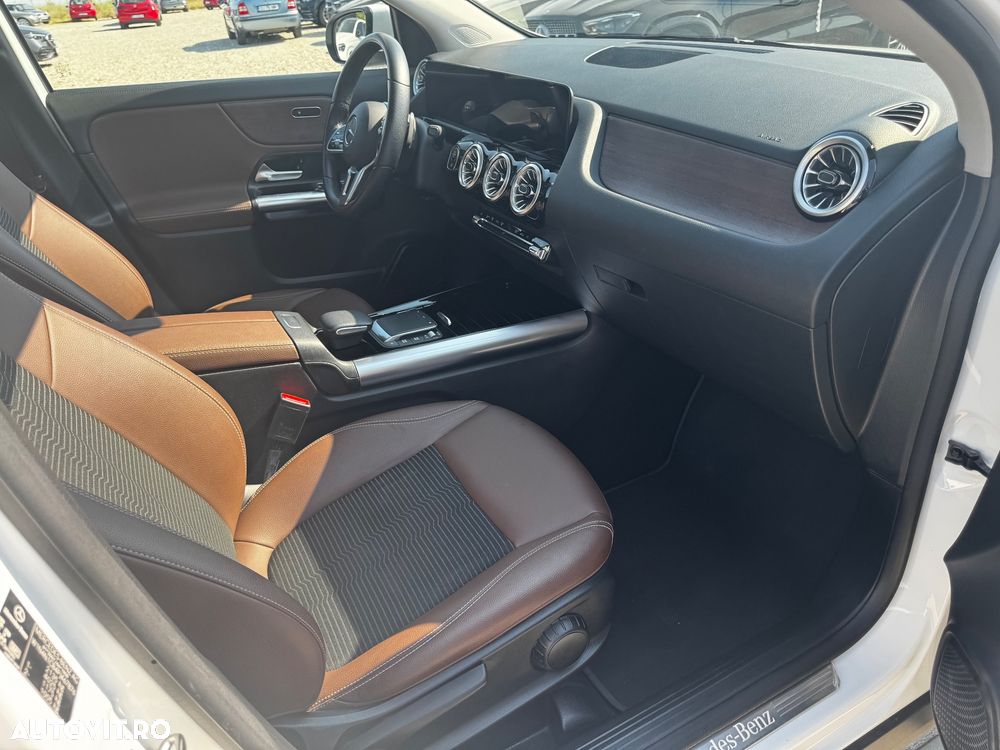 Mercedes-Benz GLA 200 d Aut. - 33