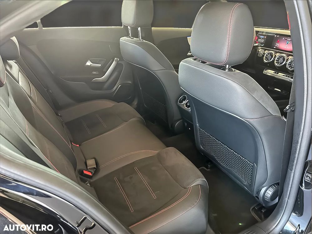 Mercedes-Benz A 200 Sedan 7G-DCT AMG Line - 15