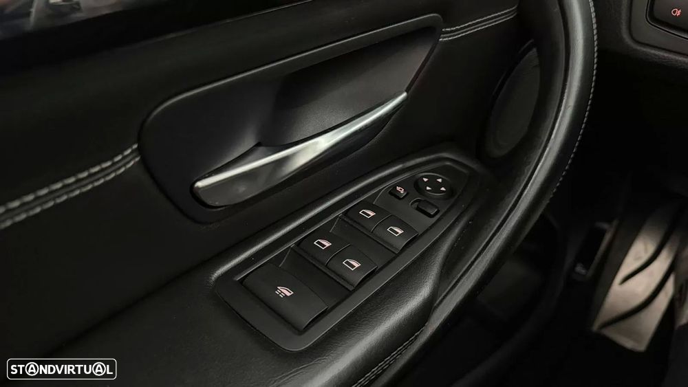 BMW M4 Auto - 35