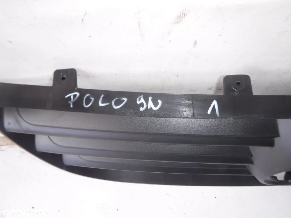 volkswagen polo 9n 09r- grill atrapa - 5