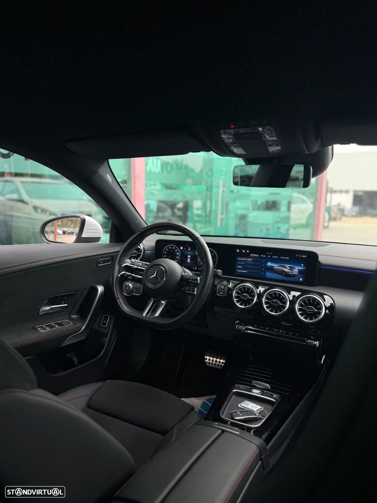 Mercedes-Benz CLA 180 - 6