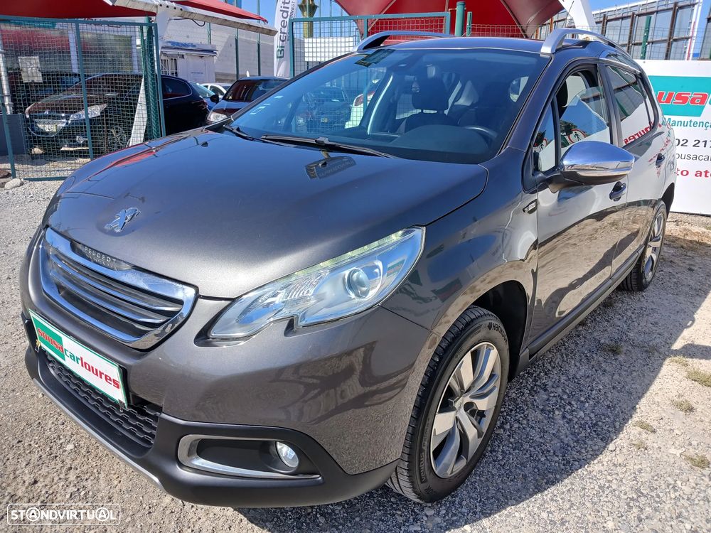 Peugeot 2008 1.2 PureTech Style - 3