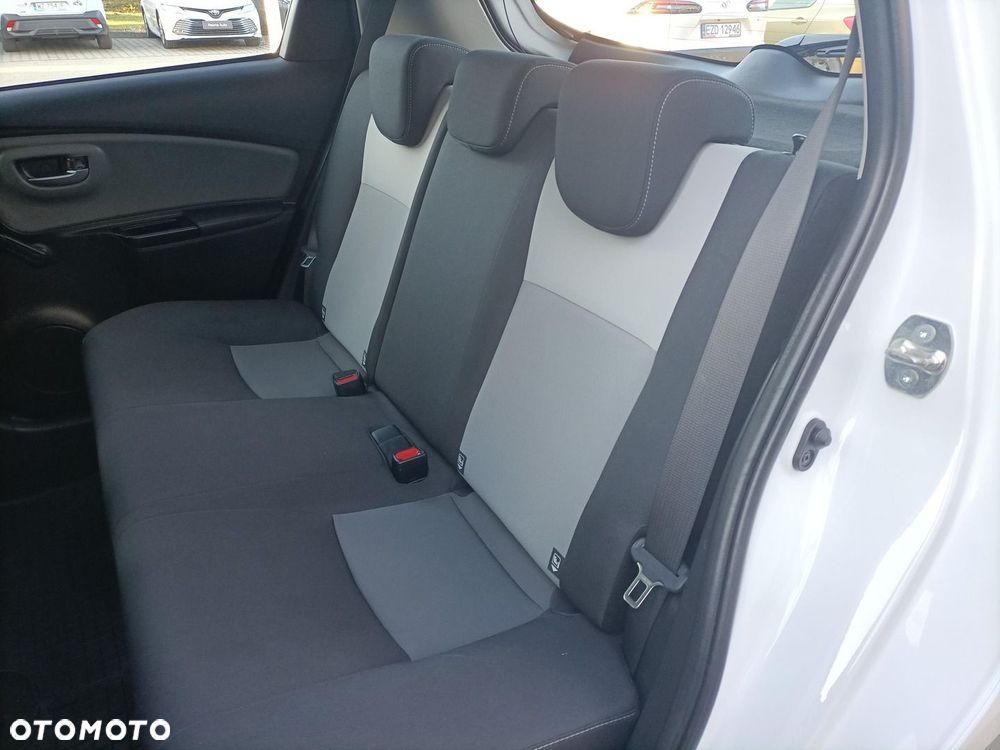 Toyota Yaris - 11