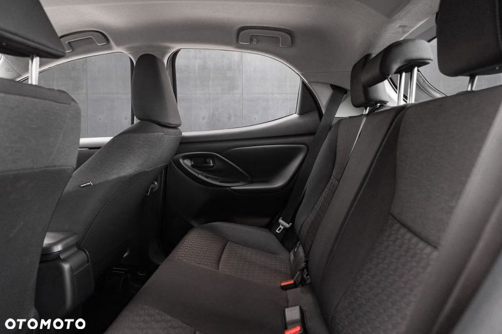 Toyota Yaris 116 1.5 VVT-i Comfort - 21