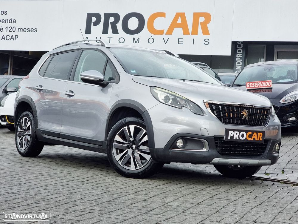 Peugeot 2008 1.2 PureTech Allure - 29