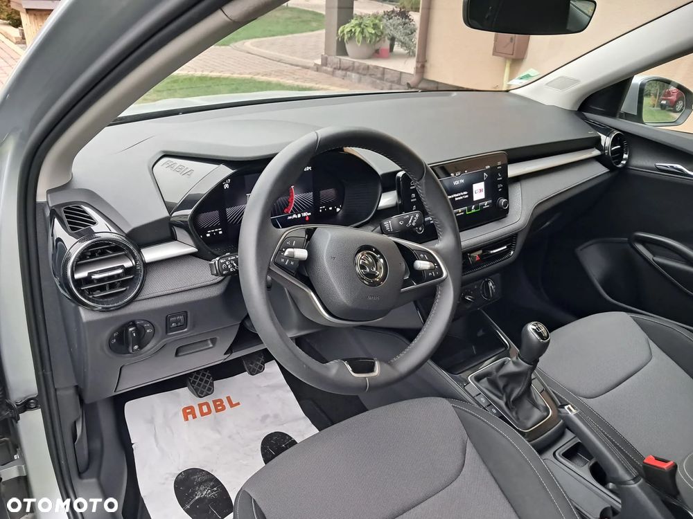 Skoda Fabia 1.0 TSI Ambition - 30