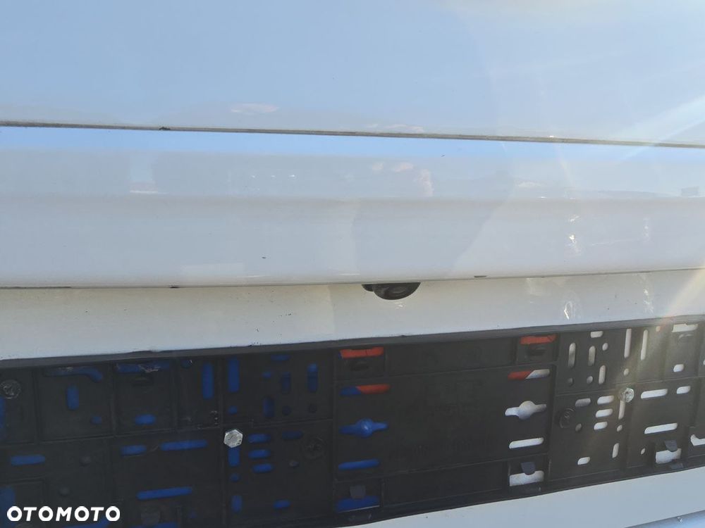 Hyundai Kona Premium - 8