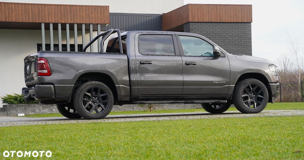 RAM 1500 Crew Cab Laramie - 9