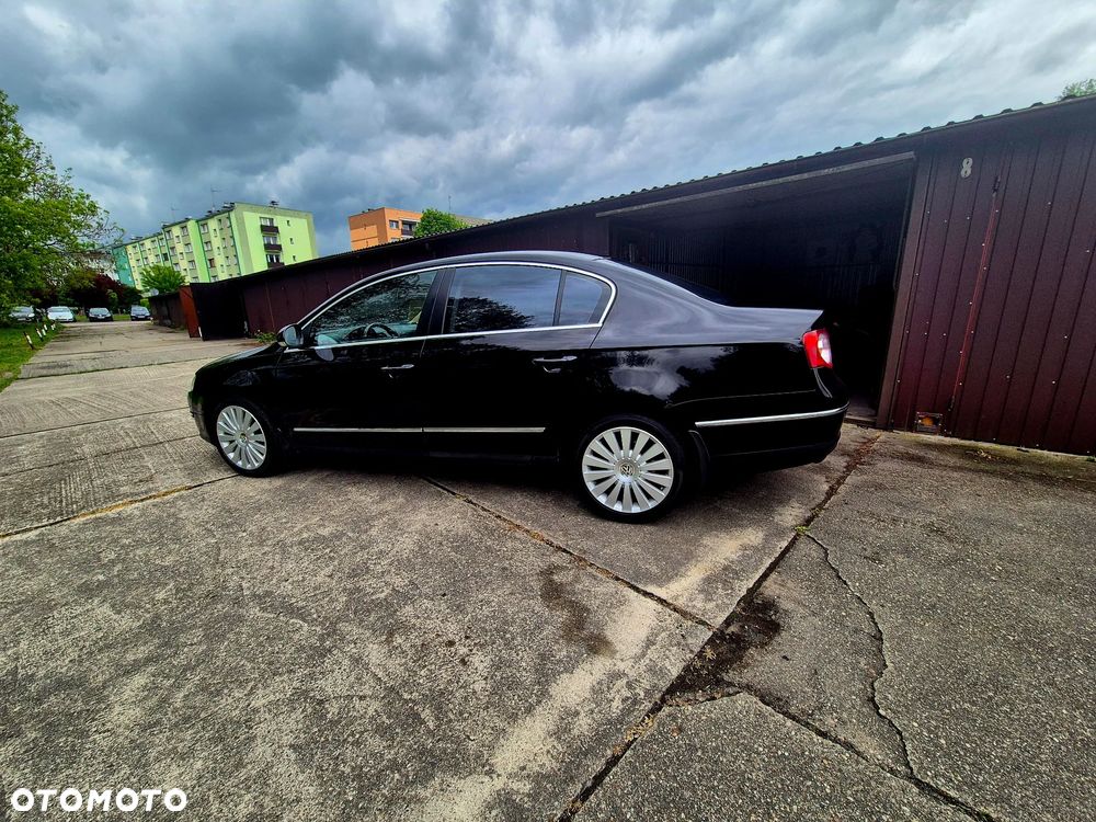 Volkswagen Passat 2.0 TDI Highline - 2