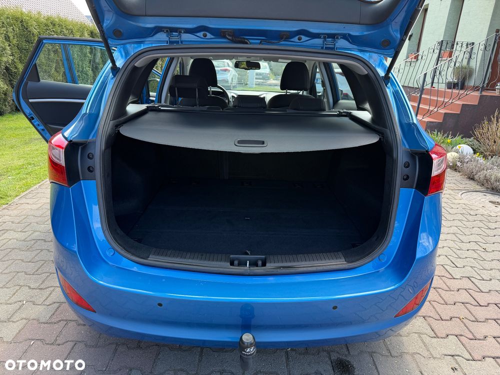 Hyundai i30 Kombi 1.6 GDi DCT Premium - 24