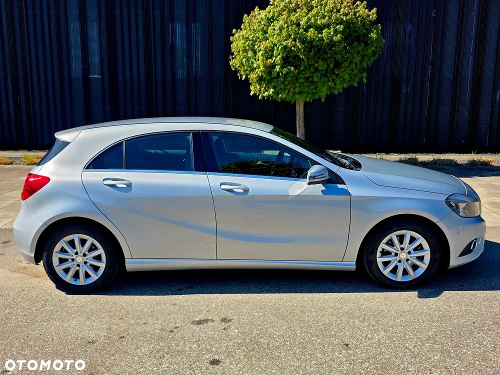 Mercedes-Benz Klasa A 180 (BlueEFFICIENCY) - 27
