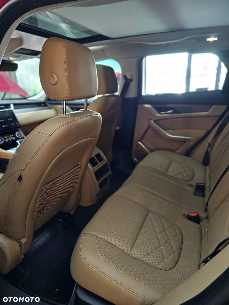 Jaguar F-Pace P250 AWD R-Dynamic S - 6