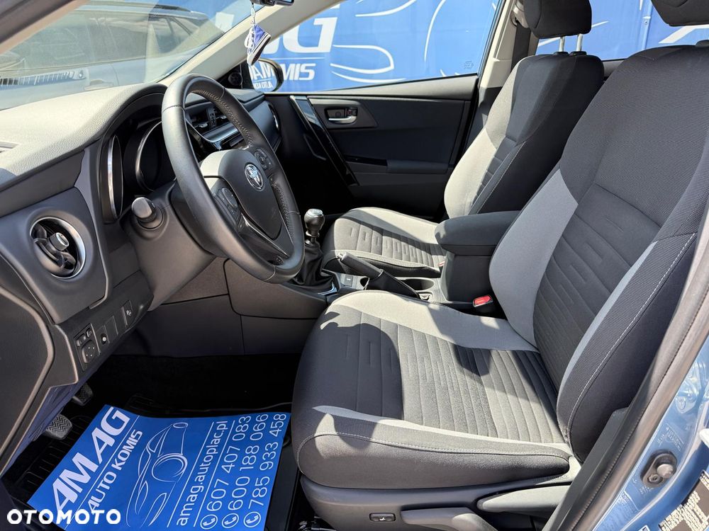 Toyota Auris 1.6 Premium Comfort - 13