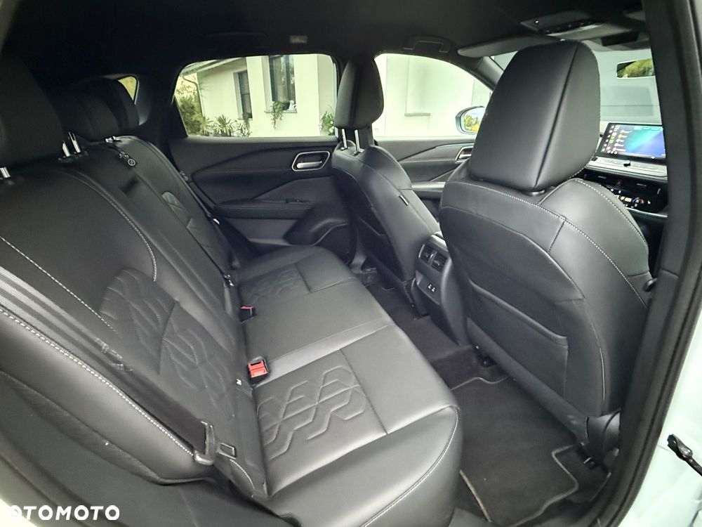 Nissan Qashqai 1.3 DIG-T MHEV Xtronic Tekna - 35