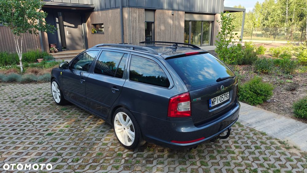 Skoda Octavia 2.0 TFSI RS DSG - 8