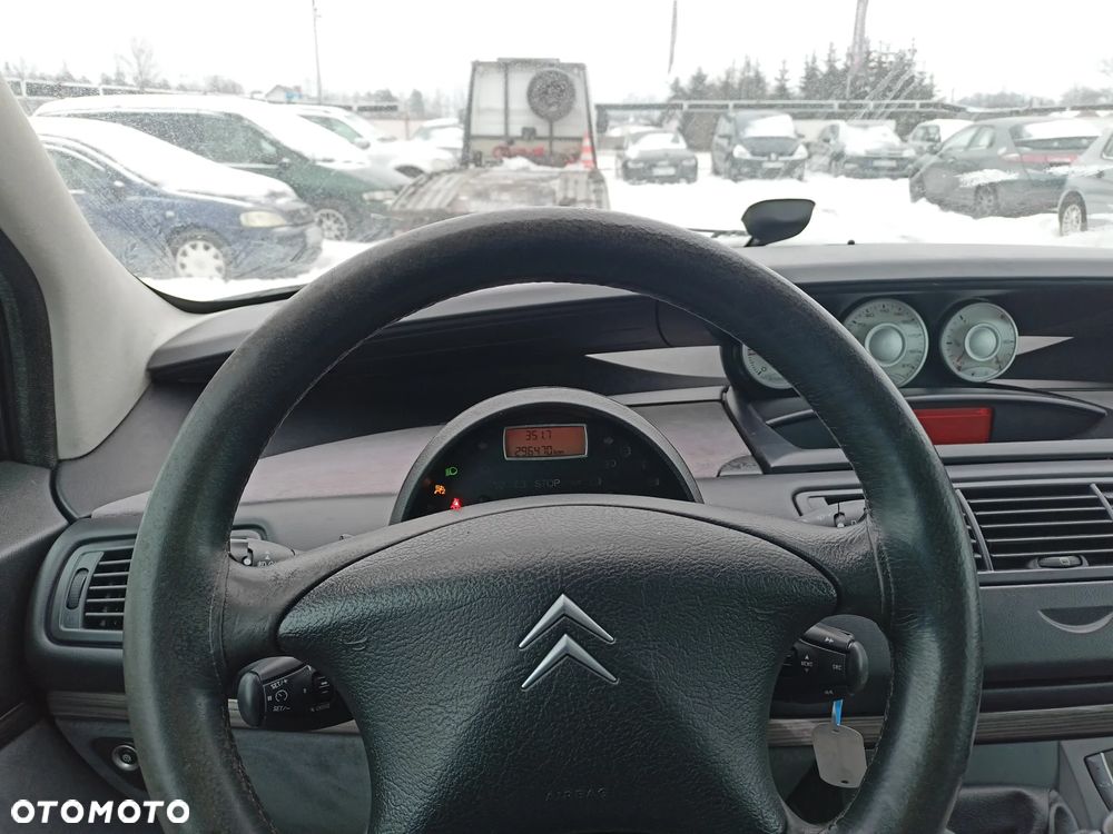 Citroën C8 - 9