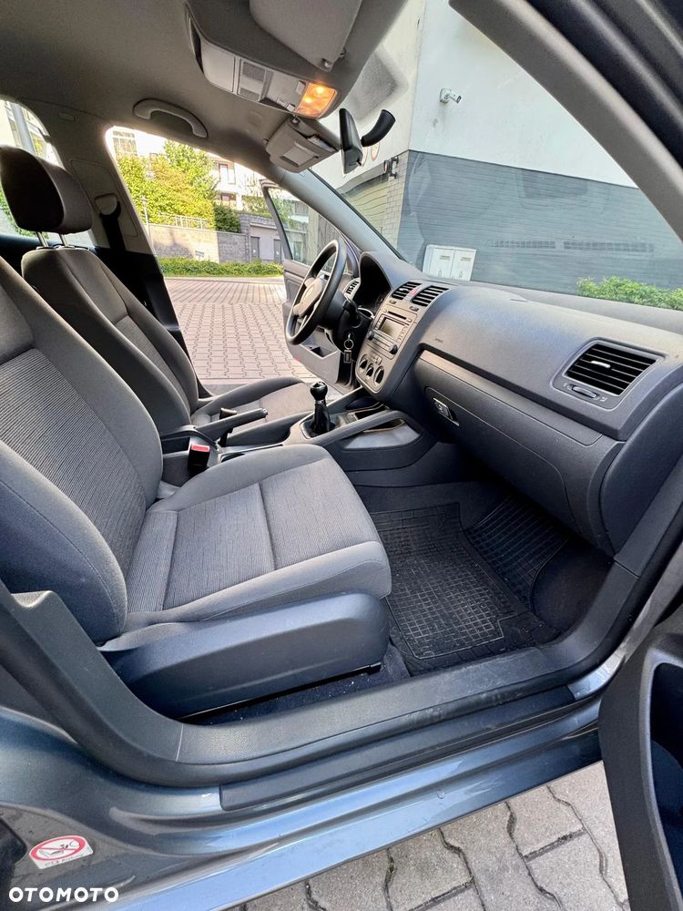 Volkswagen Golf 1.4 FSI Trendline - 8