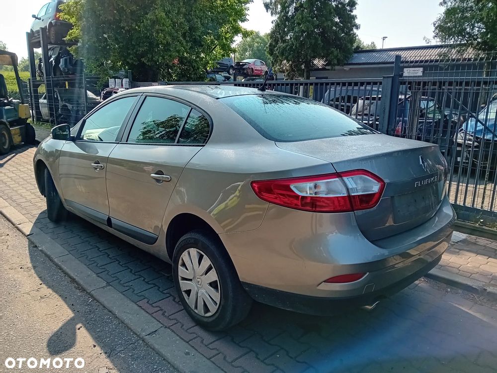 *RENAULT FLUENCE* Samochód na części - 3