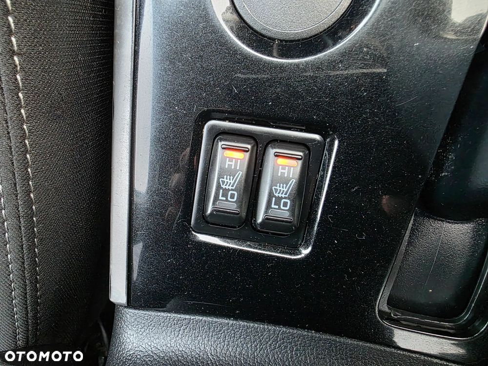 Mitsubishi Outlander 2.0 2WD Diamant Edition - 25