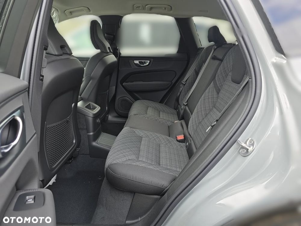 Volvo XC 60 B5 B AWD Core - 8