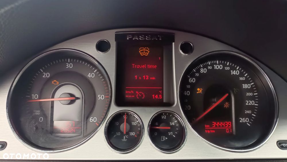 Volkswagen Passat - 5